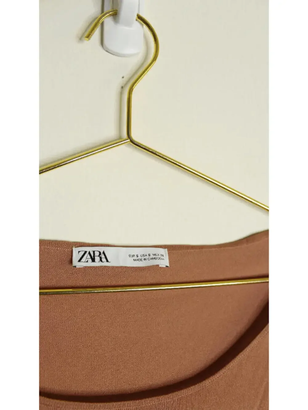 Zara Knit Tan Long Sleeve - Small